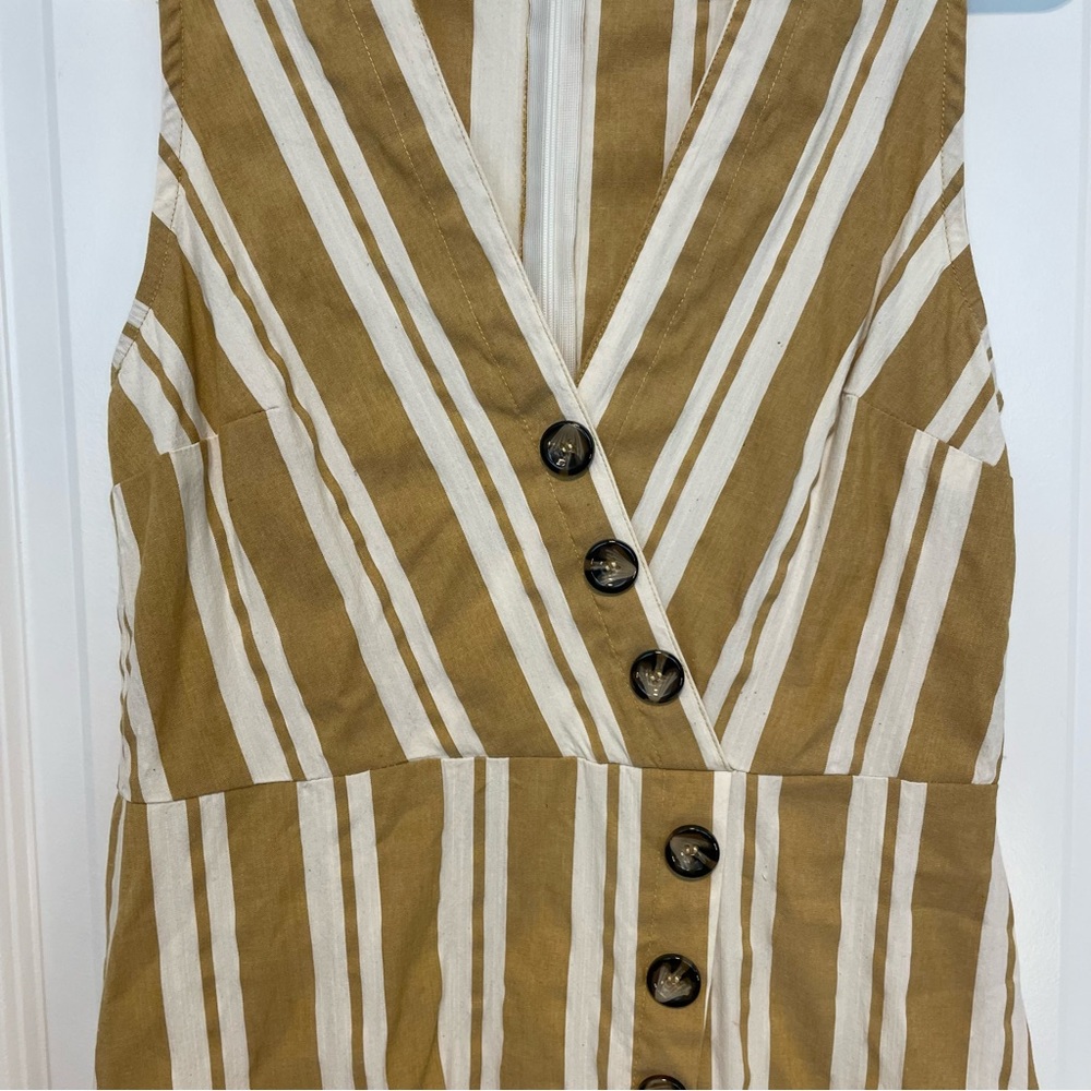 Linen dress with white and mustard stripes - Picture 3 of 8